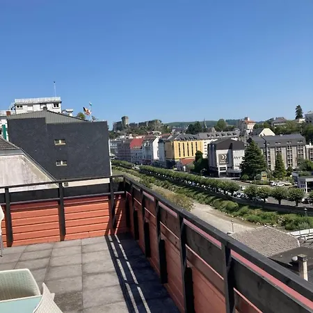 아파트 La Sur Le Toit